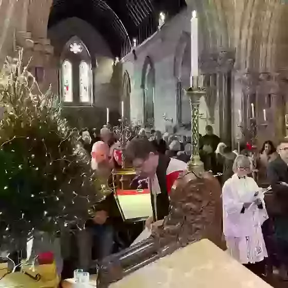 Services & Tradition